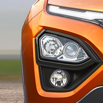 Xenon_HID_Headlamps_DRL_Front-fog_with_cornering_lights